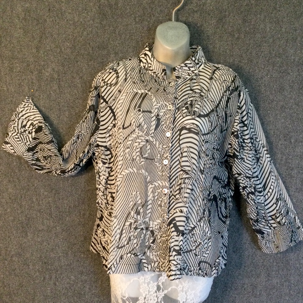 KATHLEEN SOMMERS scrappy-sewn sheer BLOUSE / LIGHT JACKET.